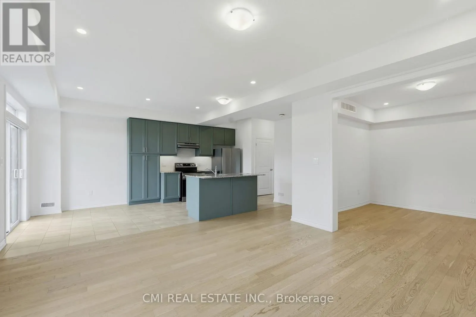 20 HILLCROFT WAY