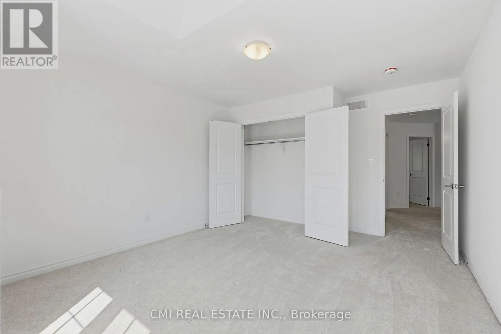 20 HILLCROFT WAY