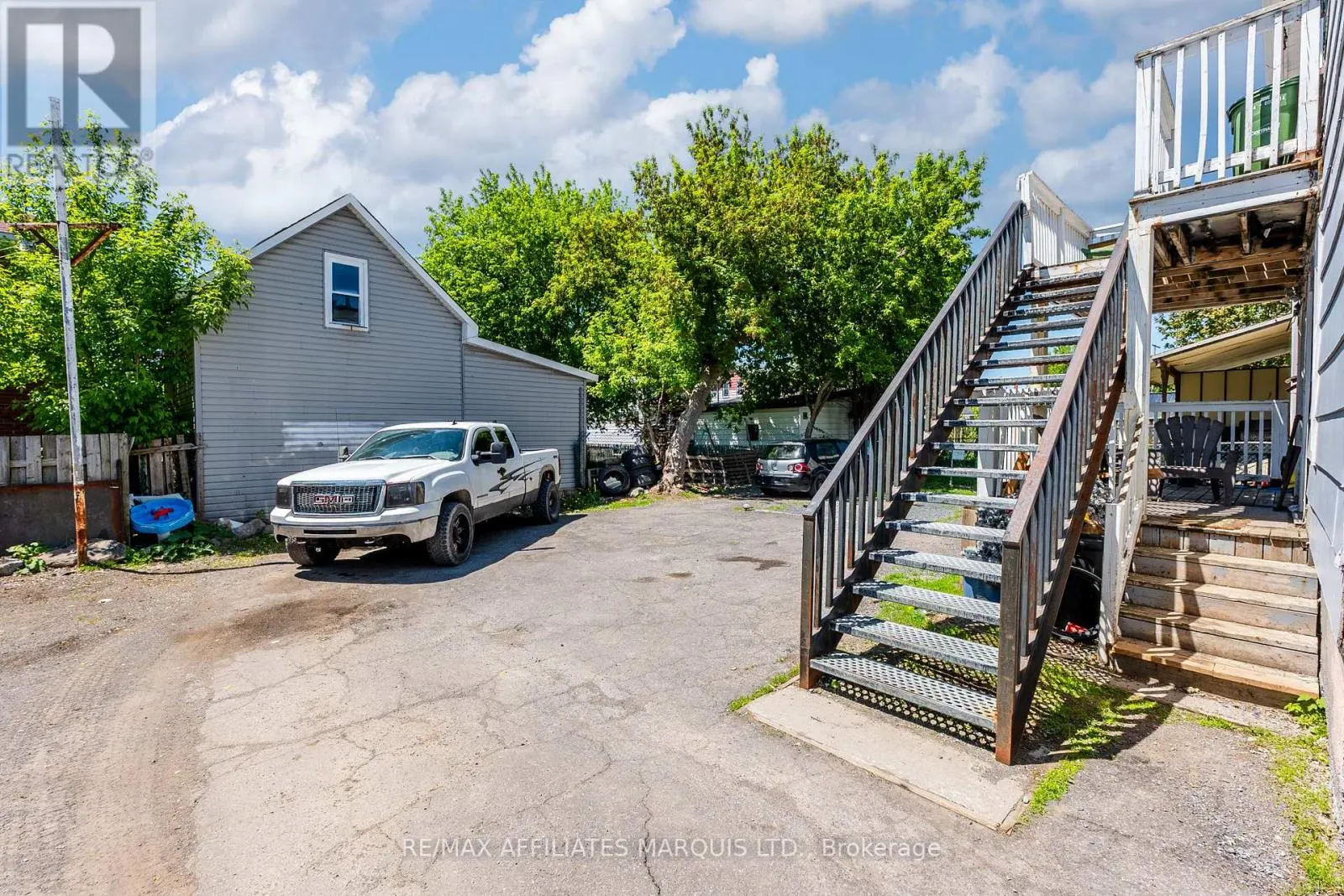 231 LOUISA STREET
