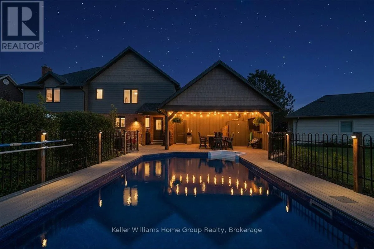 8 STONEFIELD DRIVE