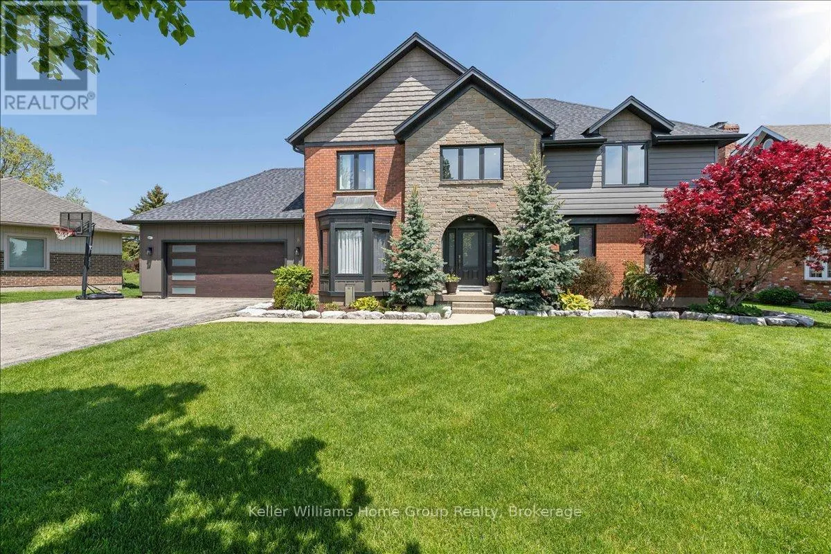 8 STONEFIELD DRIVE
