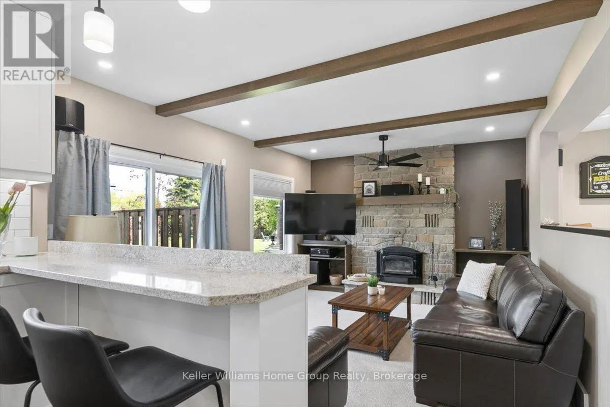 8 STONEFIELD DRIVE