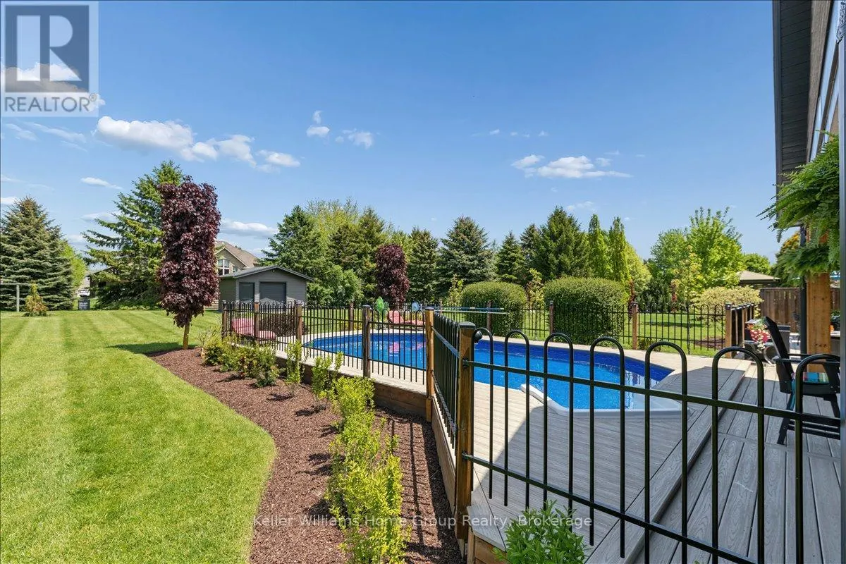 8 STONEFIELD DRIVE
