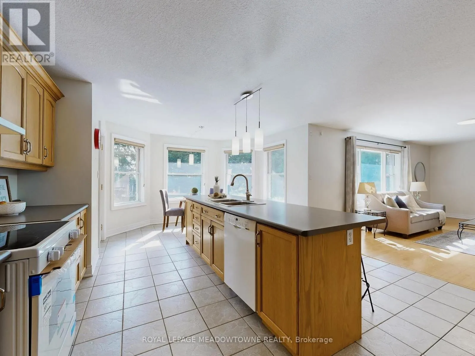 4958 WELLINGTON ROAD 125