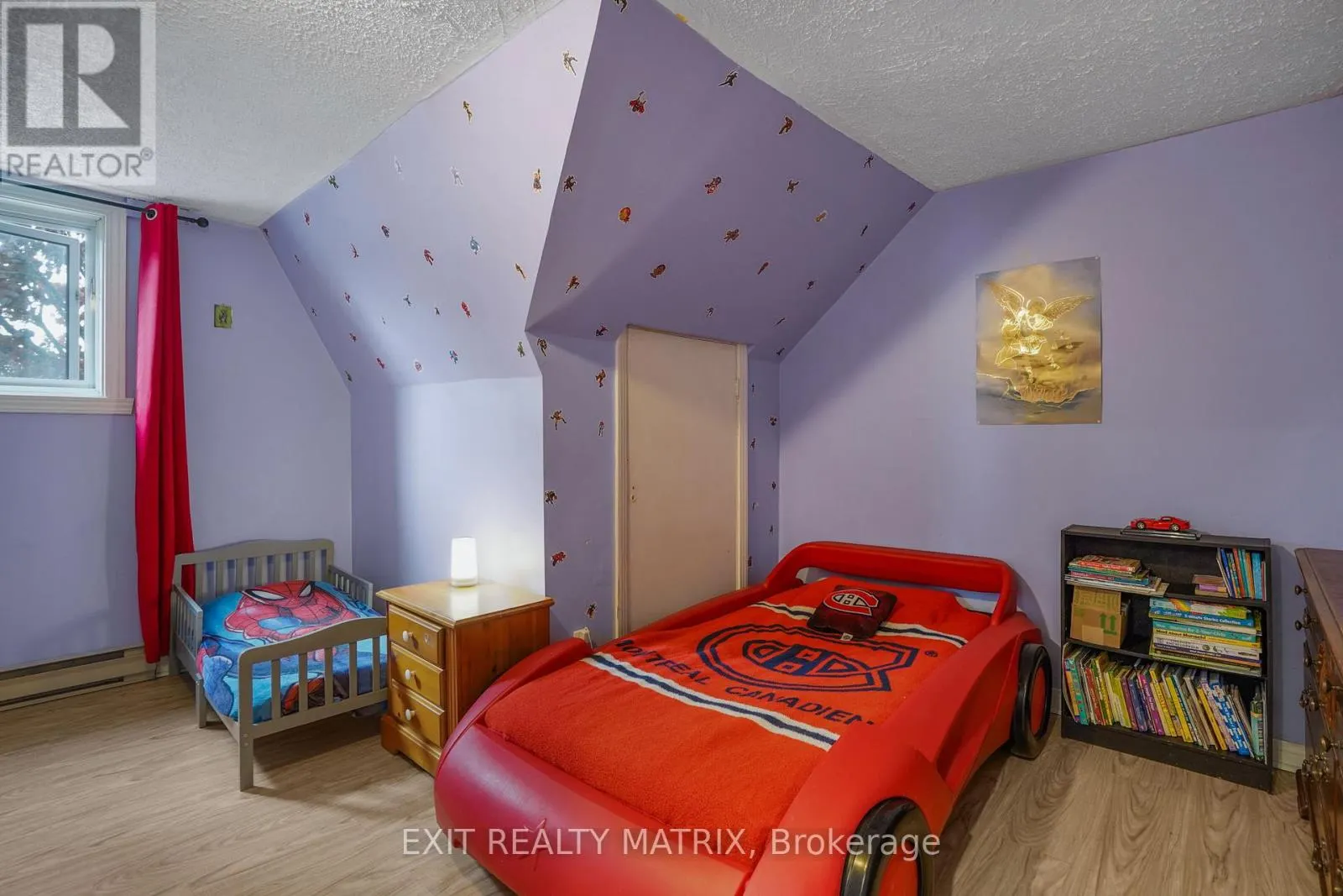 453 GARNEAU ROAD