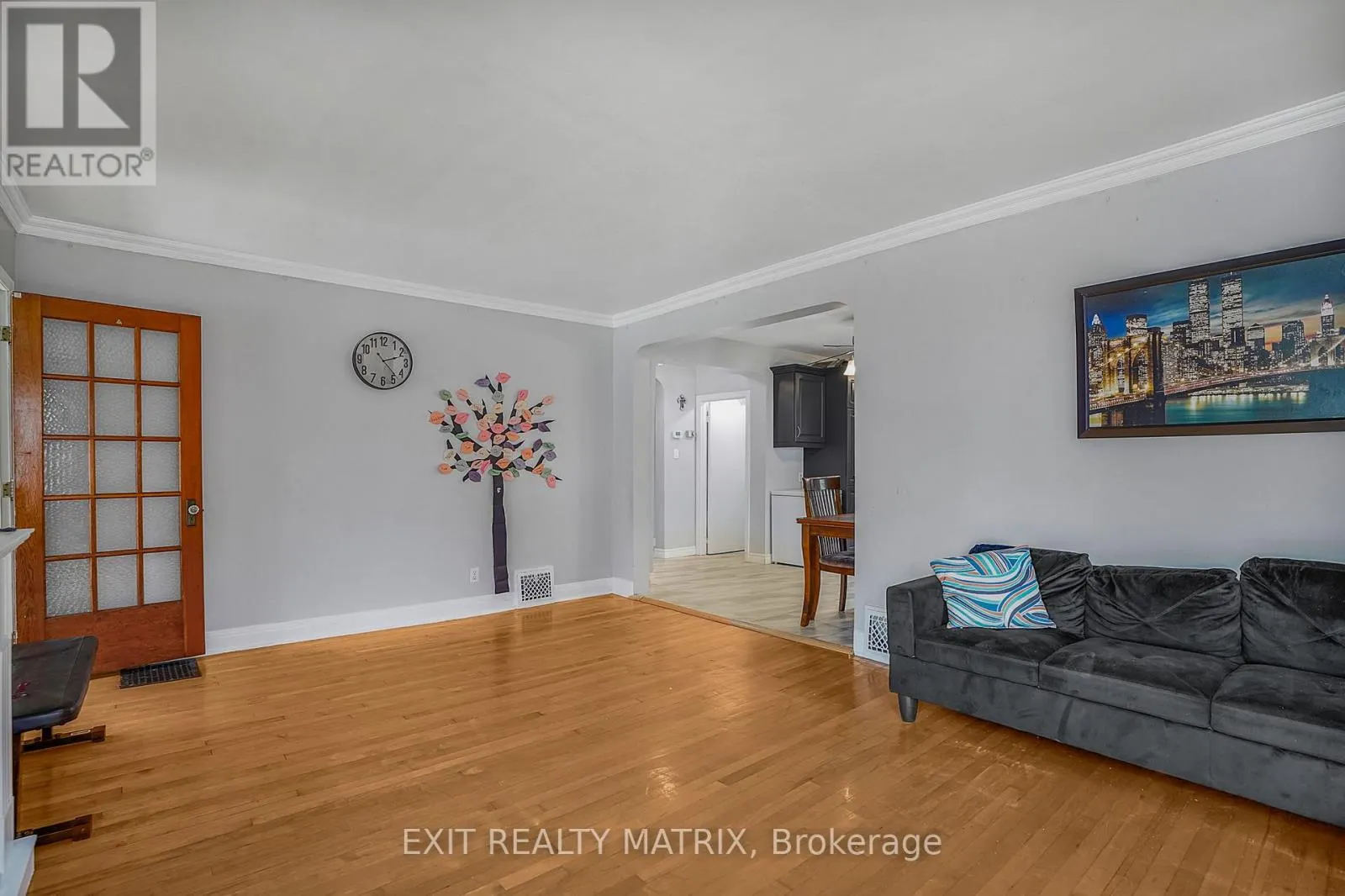 453 GARNEAU ROAD