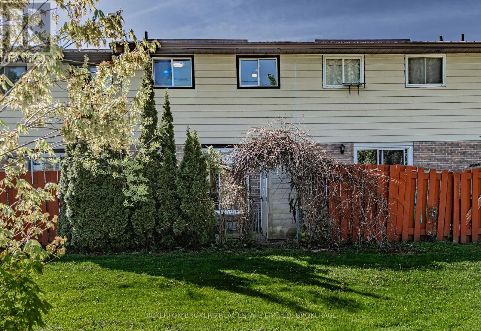 11 - 316 FORSYTH STREET #11