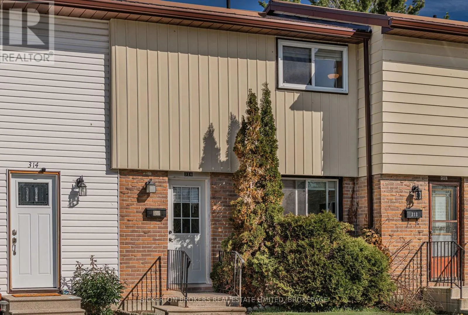 11 - 316 FORSYTH STREET #11