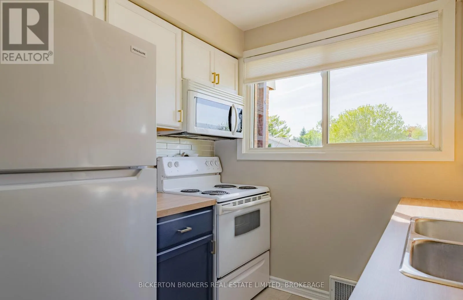 11 - 316 FORSYTH STREET #11