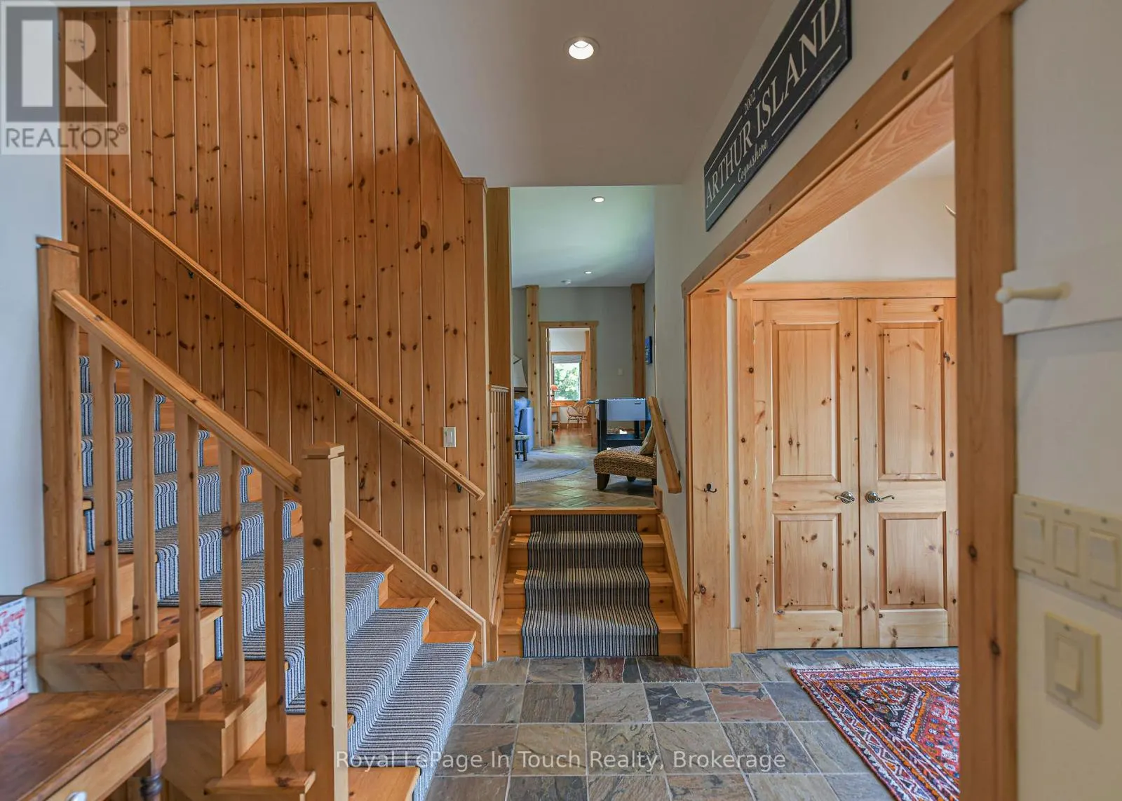 4 IS 2075 ARTHUR ISLAND, GEORGIAN BAY
