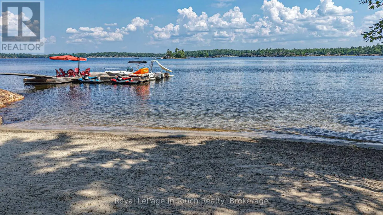 4 IS 2075 ARTHUR ISLAND, GEORGIAN BAY