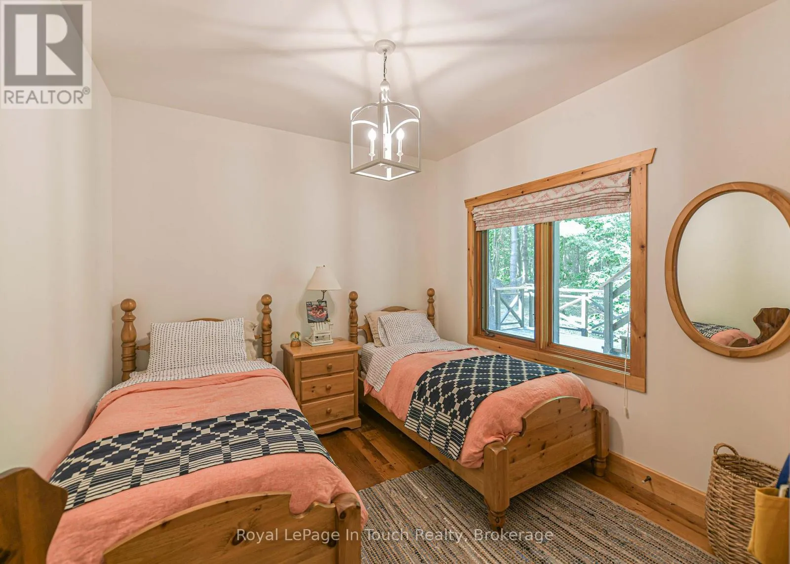 4 IS 2075 ARTHUR ISLAND, GEORGIAN BAY