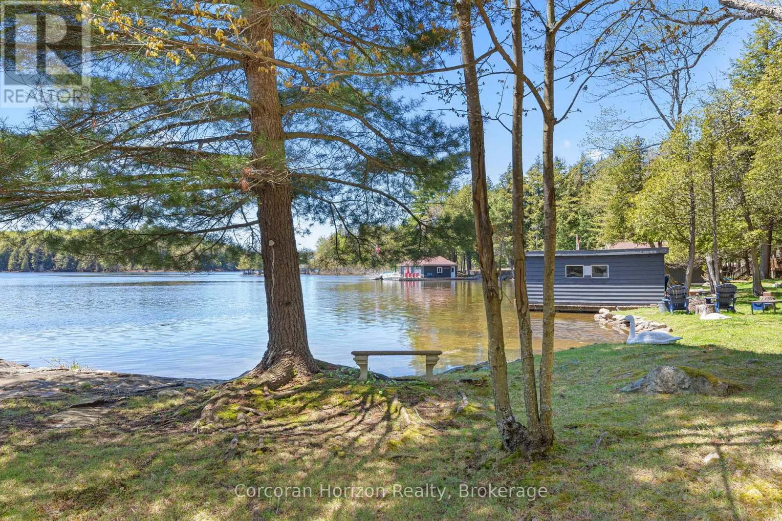 1054 FAIR-LEE PARK ROAD