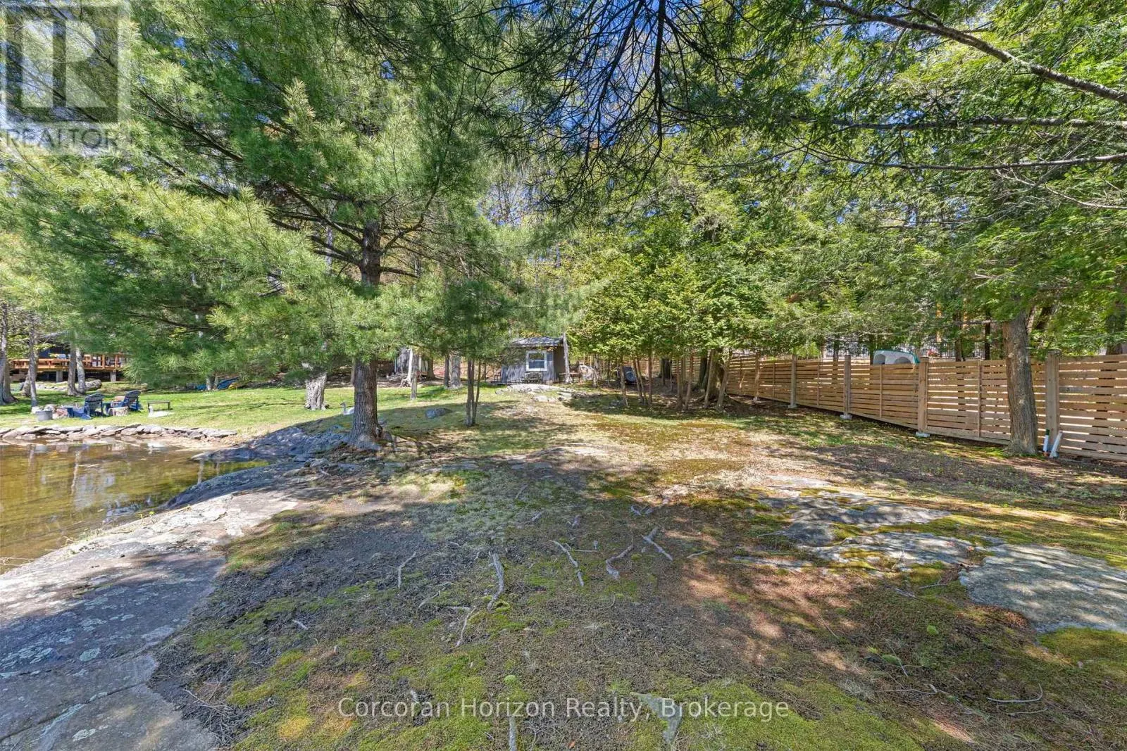 1054 FAIR-LEE PARK ROAD