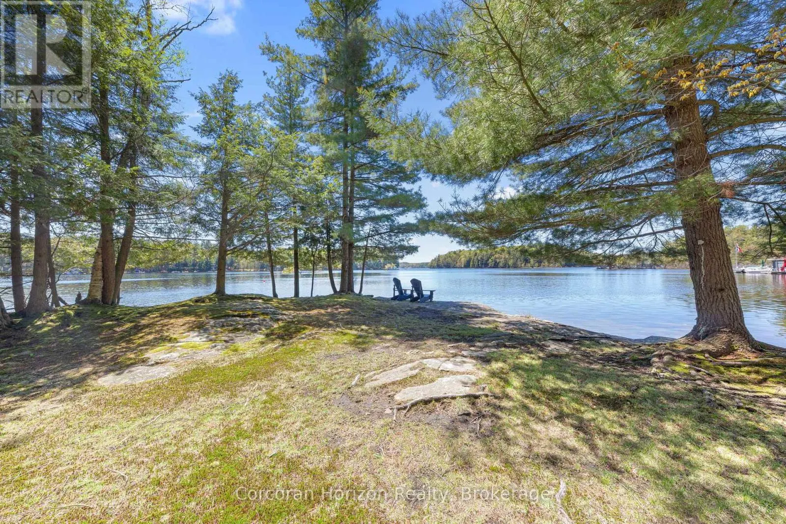 1054 FAIR-LEE PARK ROAD