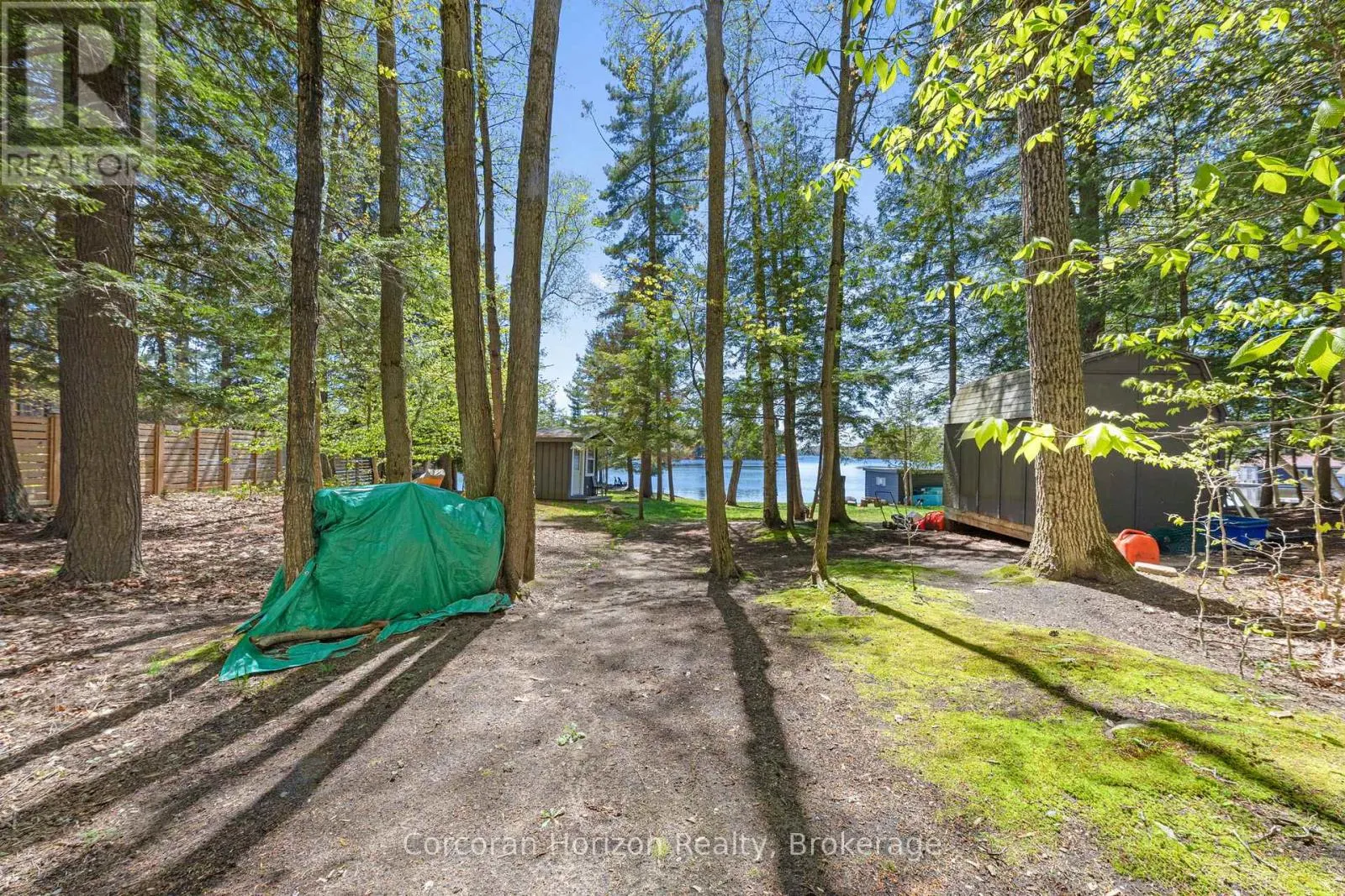 1054 FAIR-LEE PARK ROAD