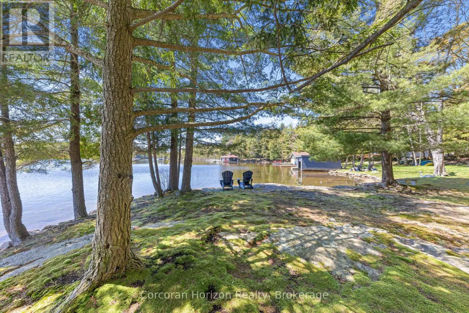 1054 FAIR-LEE PARK ROAD