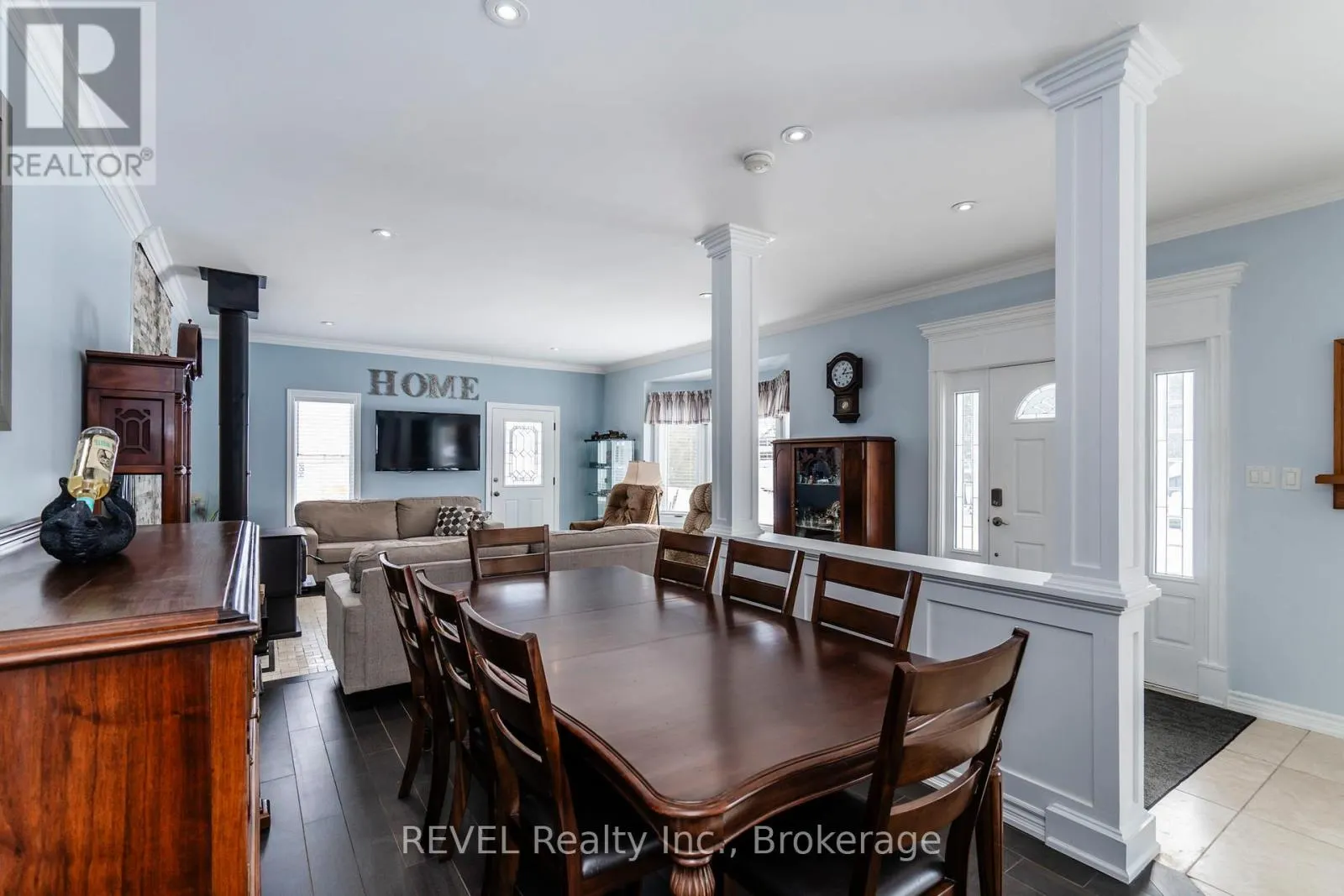 1006 RIVER STREET
