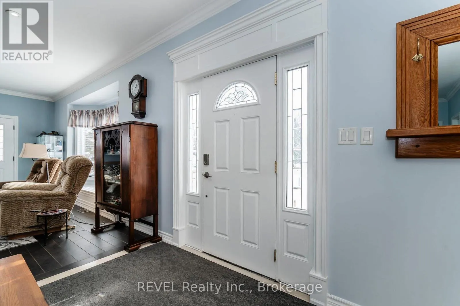 1006 RIVER STREET