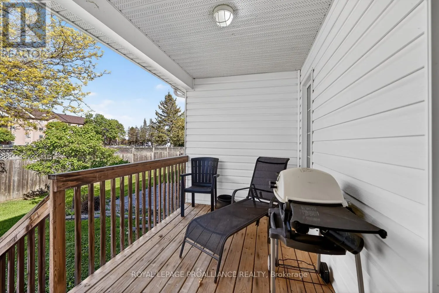 157 STEACY GARDENS E