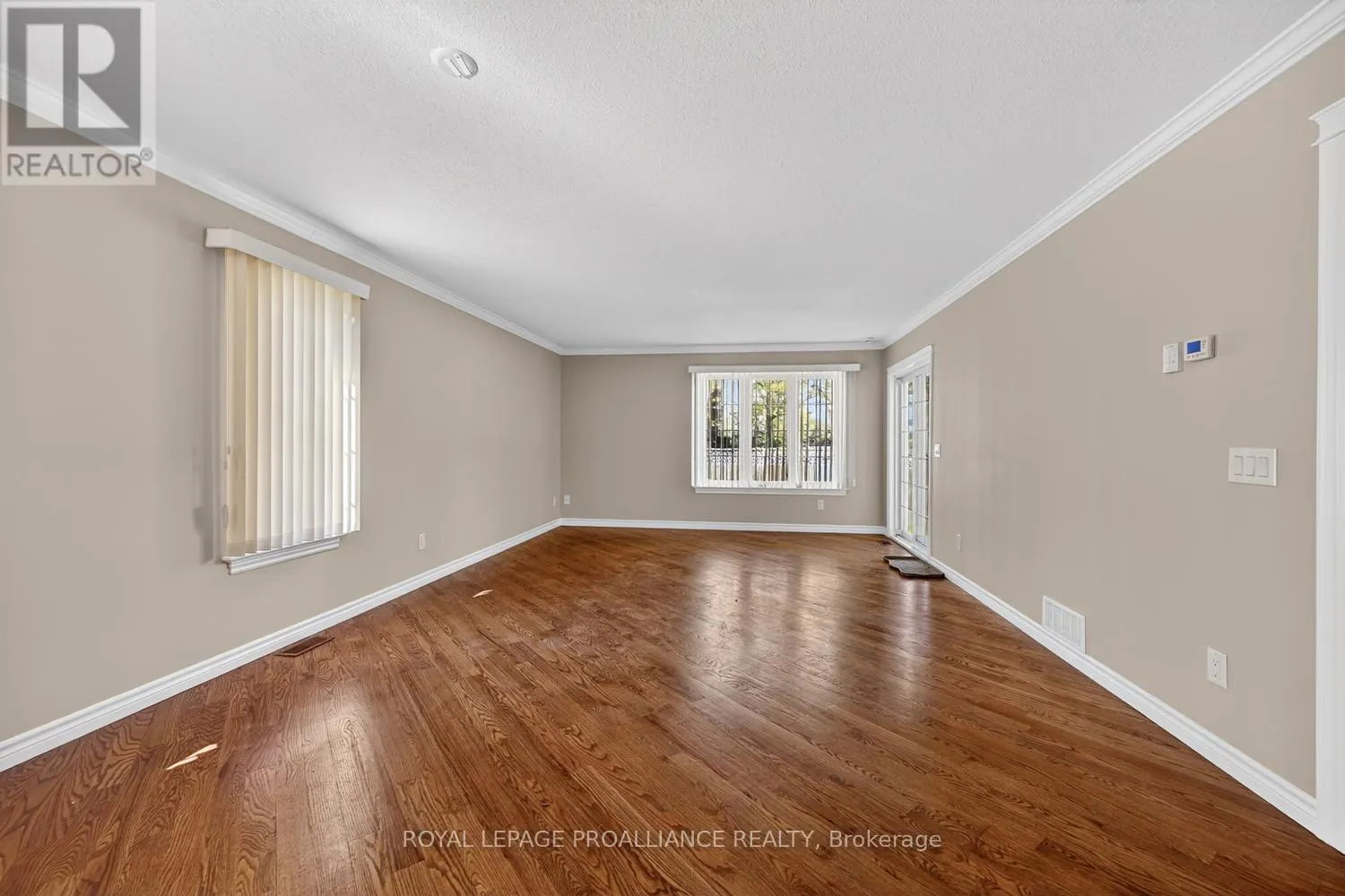 157 STEACY GARDENS E
