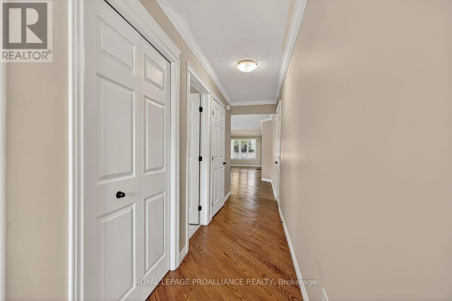 157 STEACY GARDENS E
