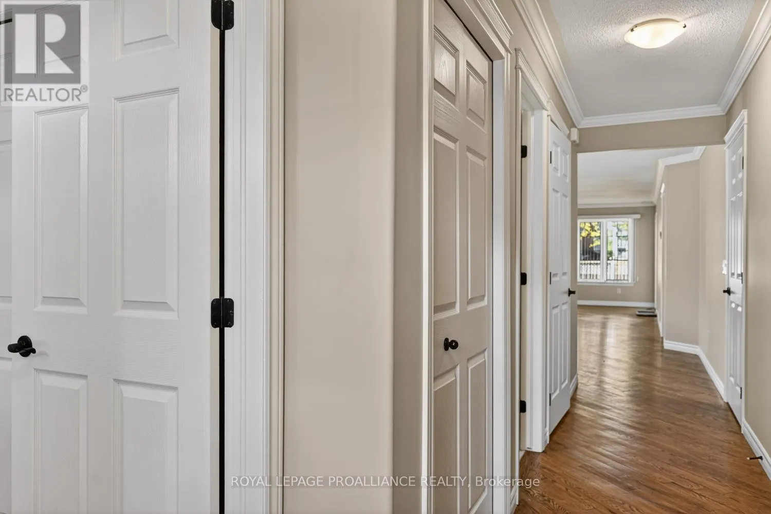 157 STEACY GARDENS E