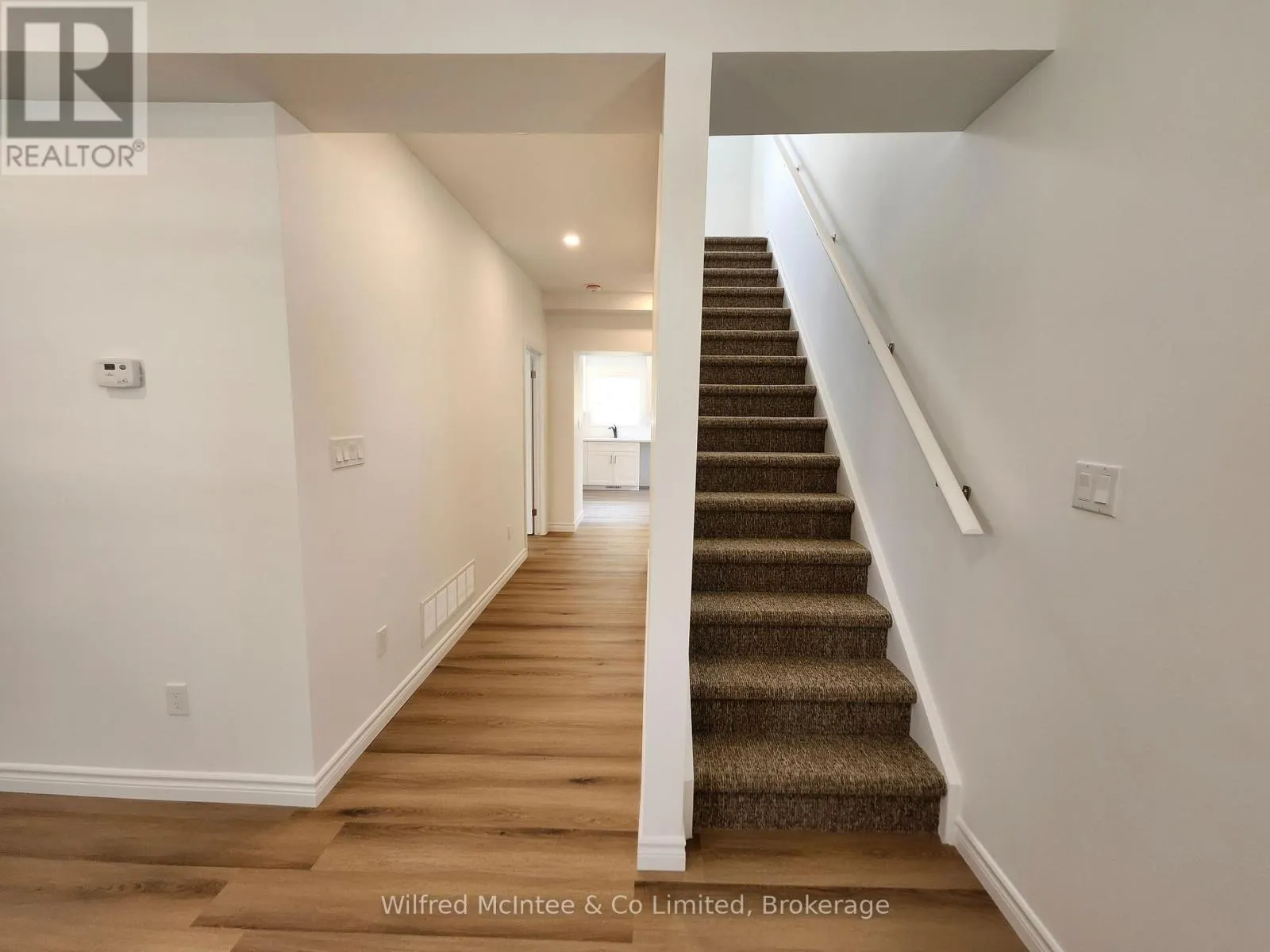 471 9TH STREET