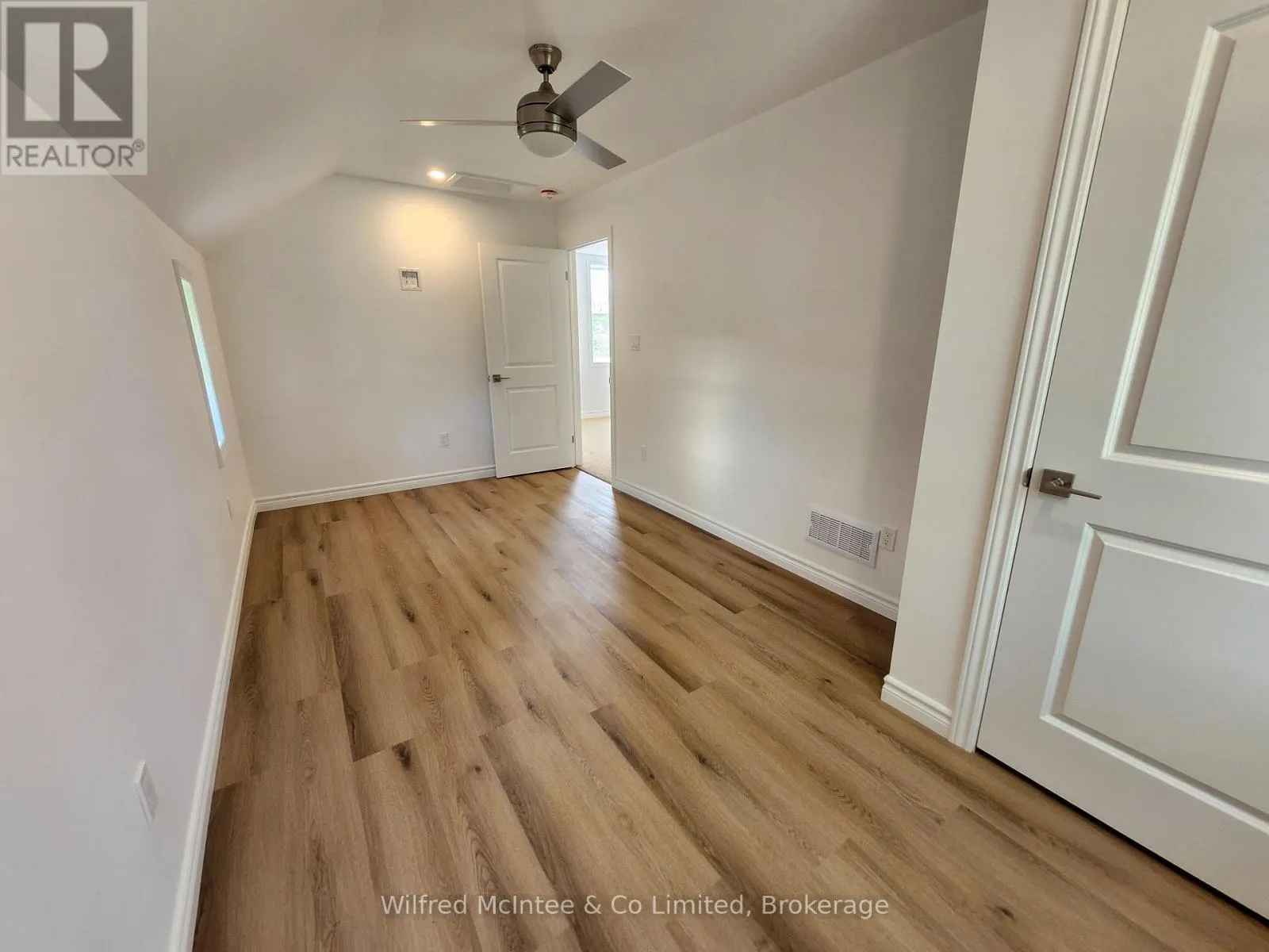 471 9TH STREET