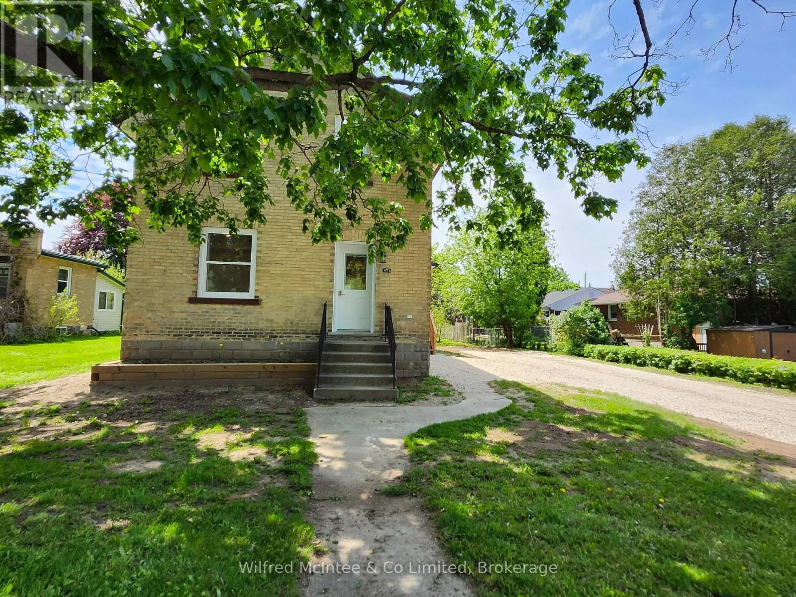471 9TH STREET