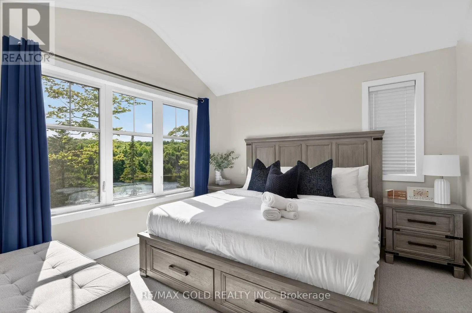 1011 RIDGELINE DRIVE