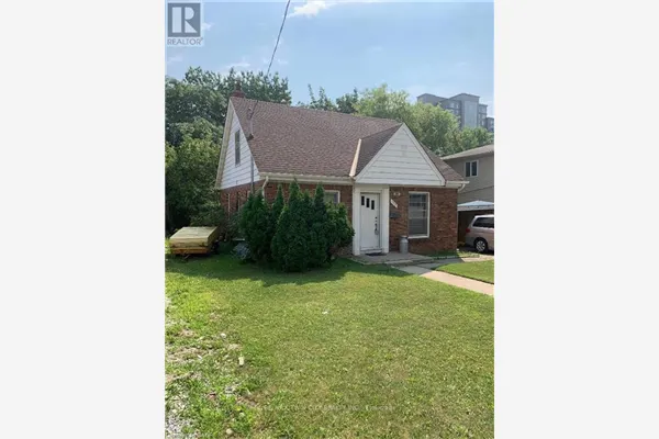 342 KING ST N STREET N
