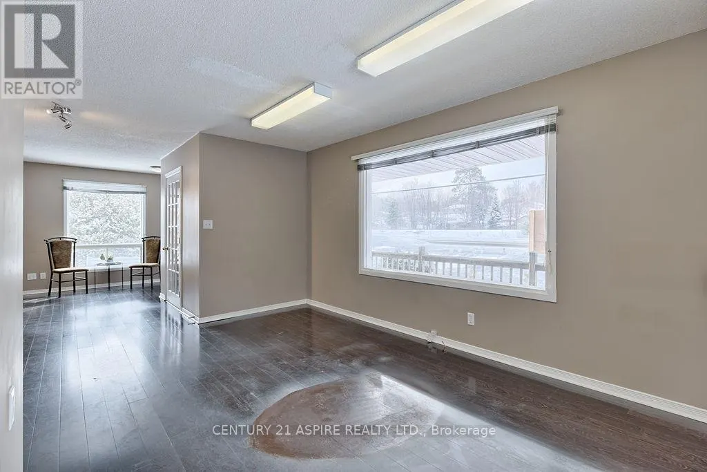 2889 PETAWAWA BOULEVARD