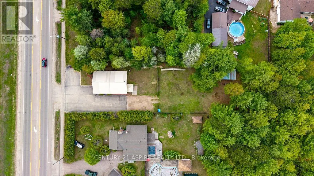 2889 PETAWAWA BOULEVARD