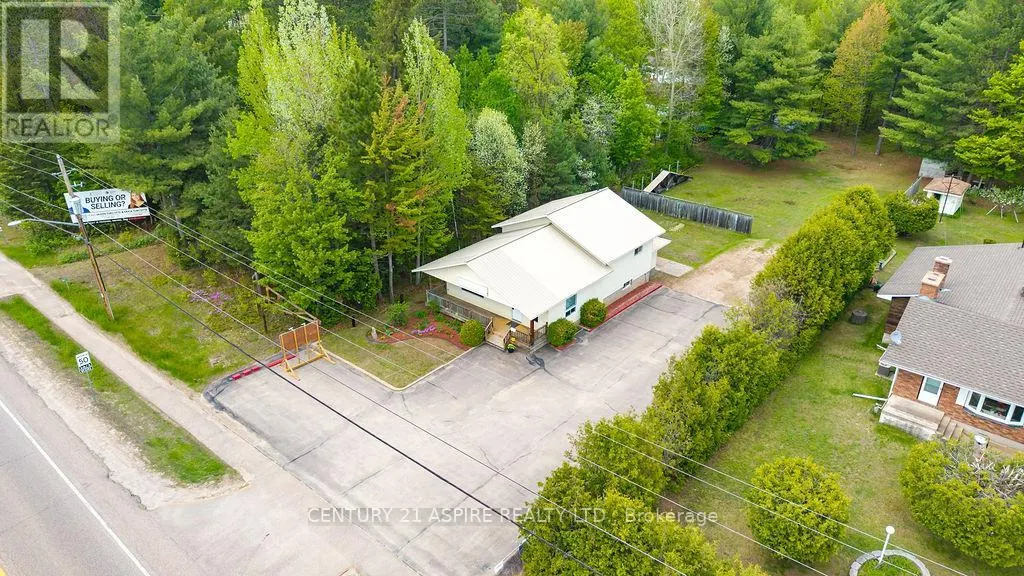 2889 PETAWAWA BOULEVARD