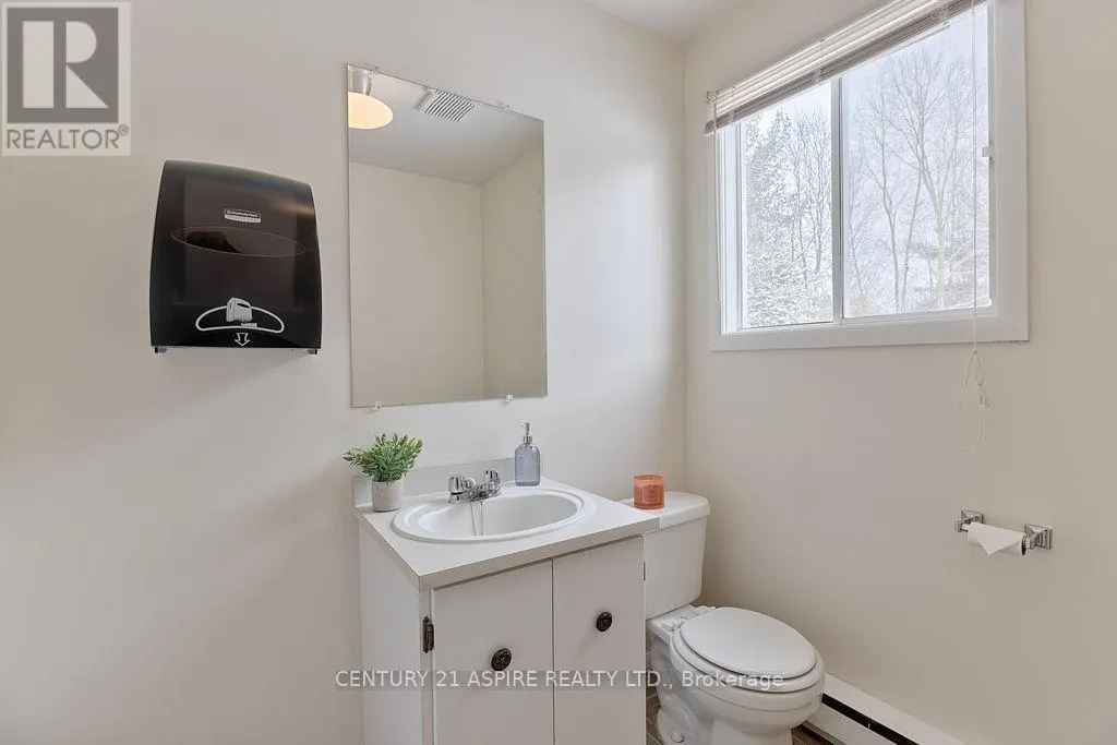 2889 PETAWAWA BOULEVARD