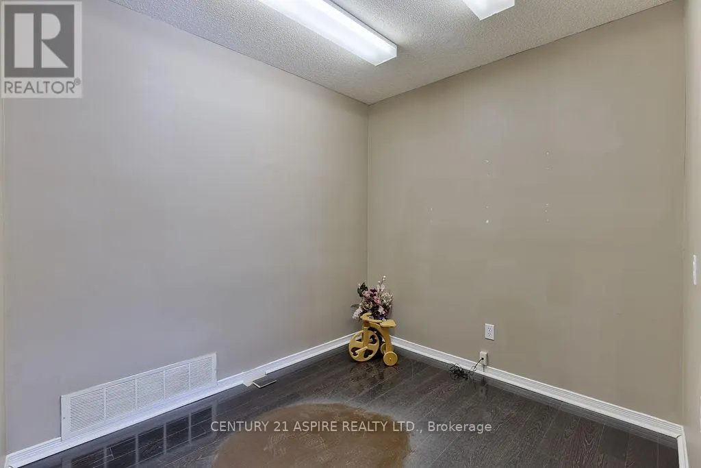 2889 PETAWAWA BOULEVARD