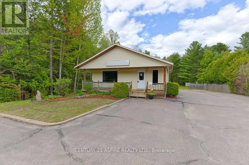 2889 PETAWAWA BOULEVARD