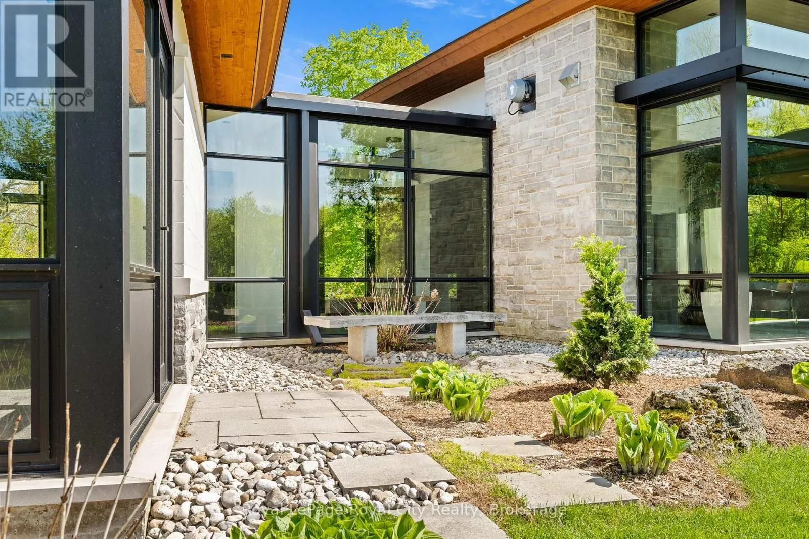 164 HUME ROAD