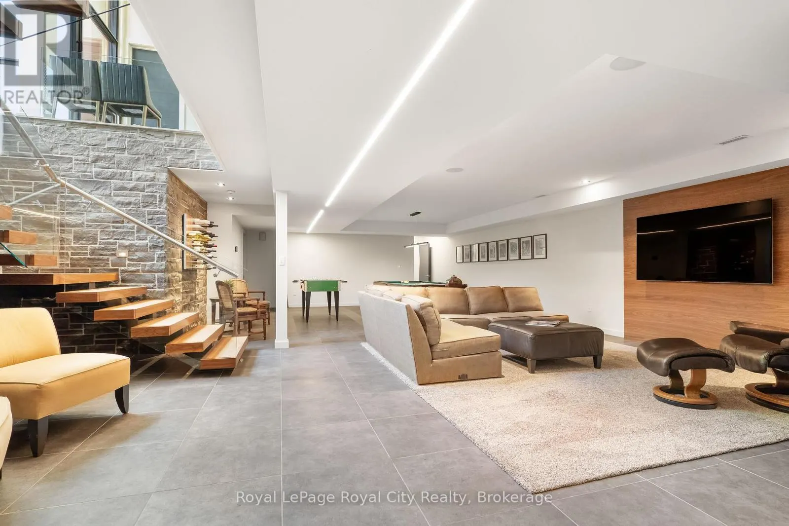 164 HUME ROAD
