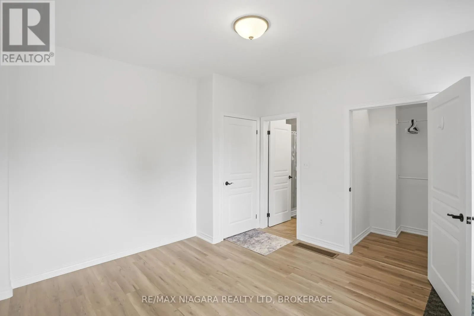104 - 6045 DUNN STREET #104