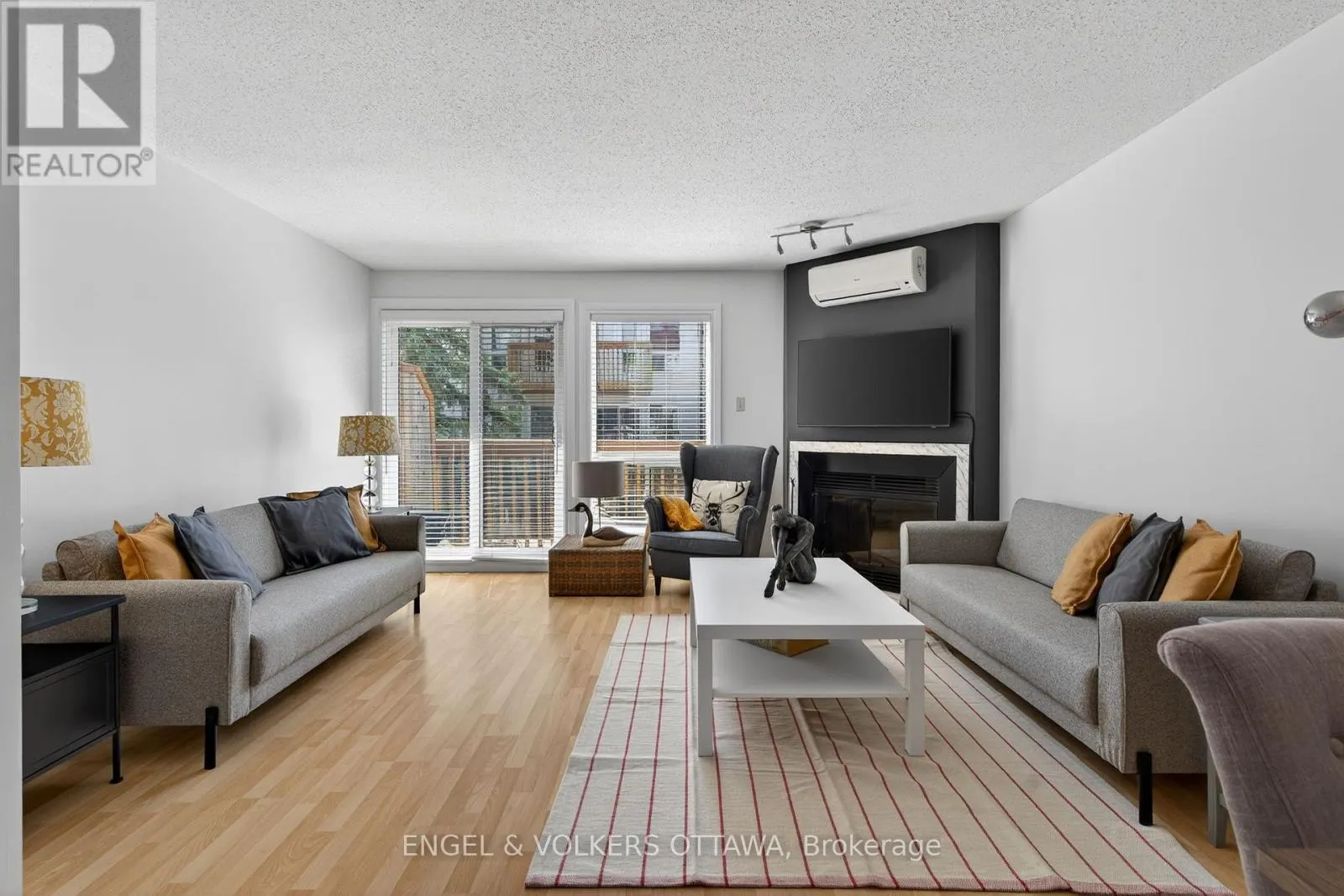 211 BRISTON PRIVATE