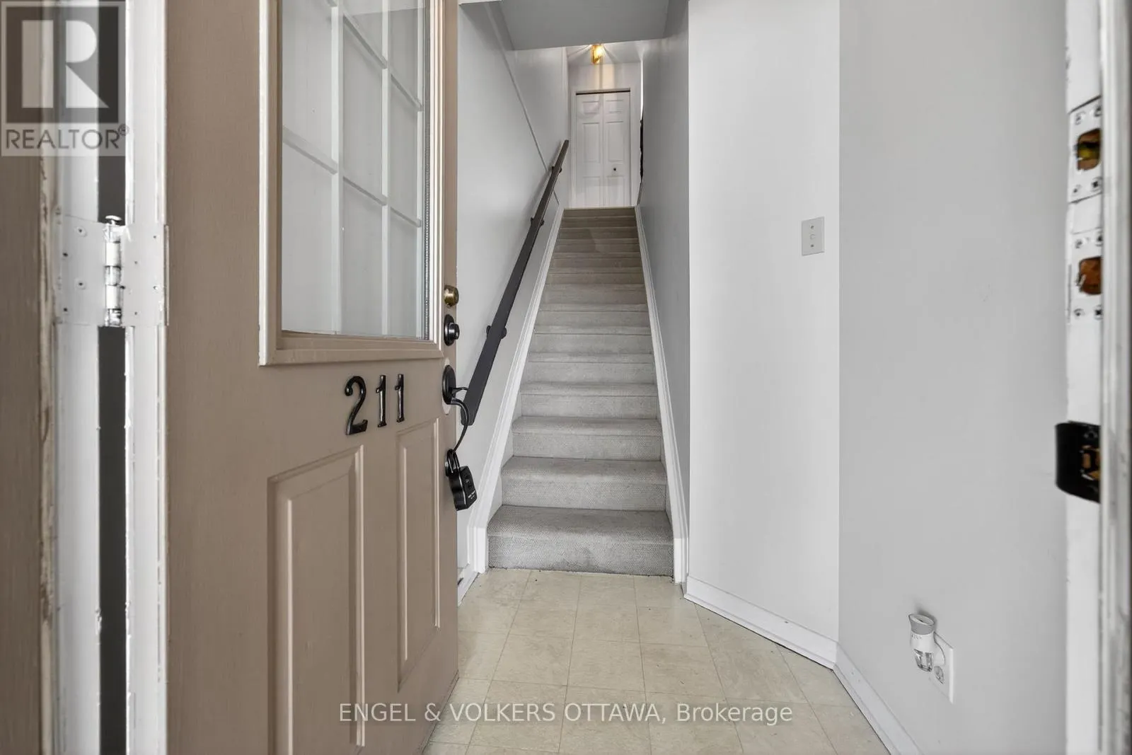 211 BRISTON PRIVATE
