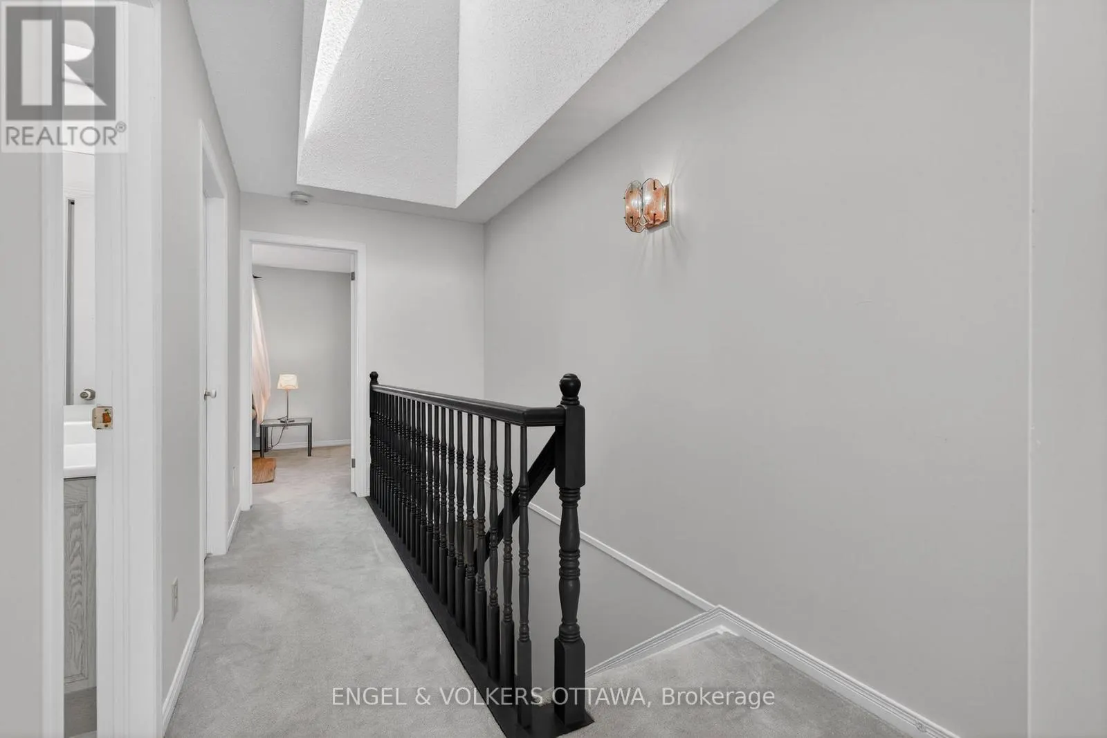 211 BRISTON PRIVATE