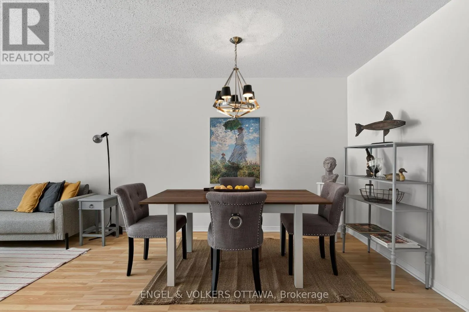 211 BRISTON PRIVATE