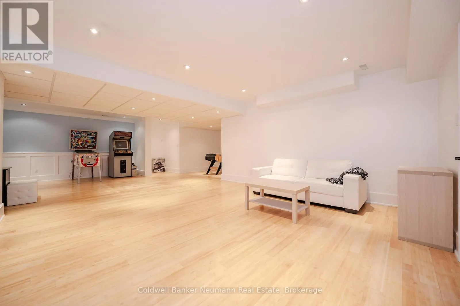 32 FOREST RIDGE ROAD