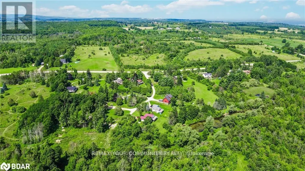 9 LAELA CRESCENT
