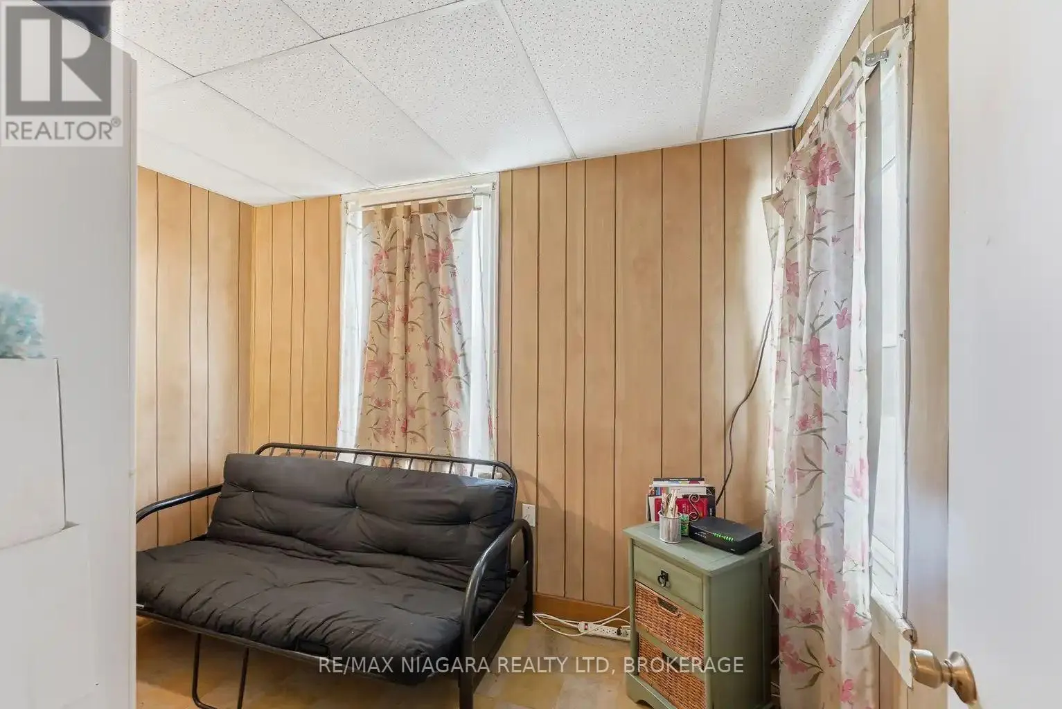 5719 TEMPERANCE AVENUE E
