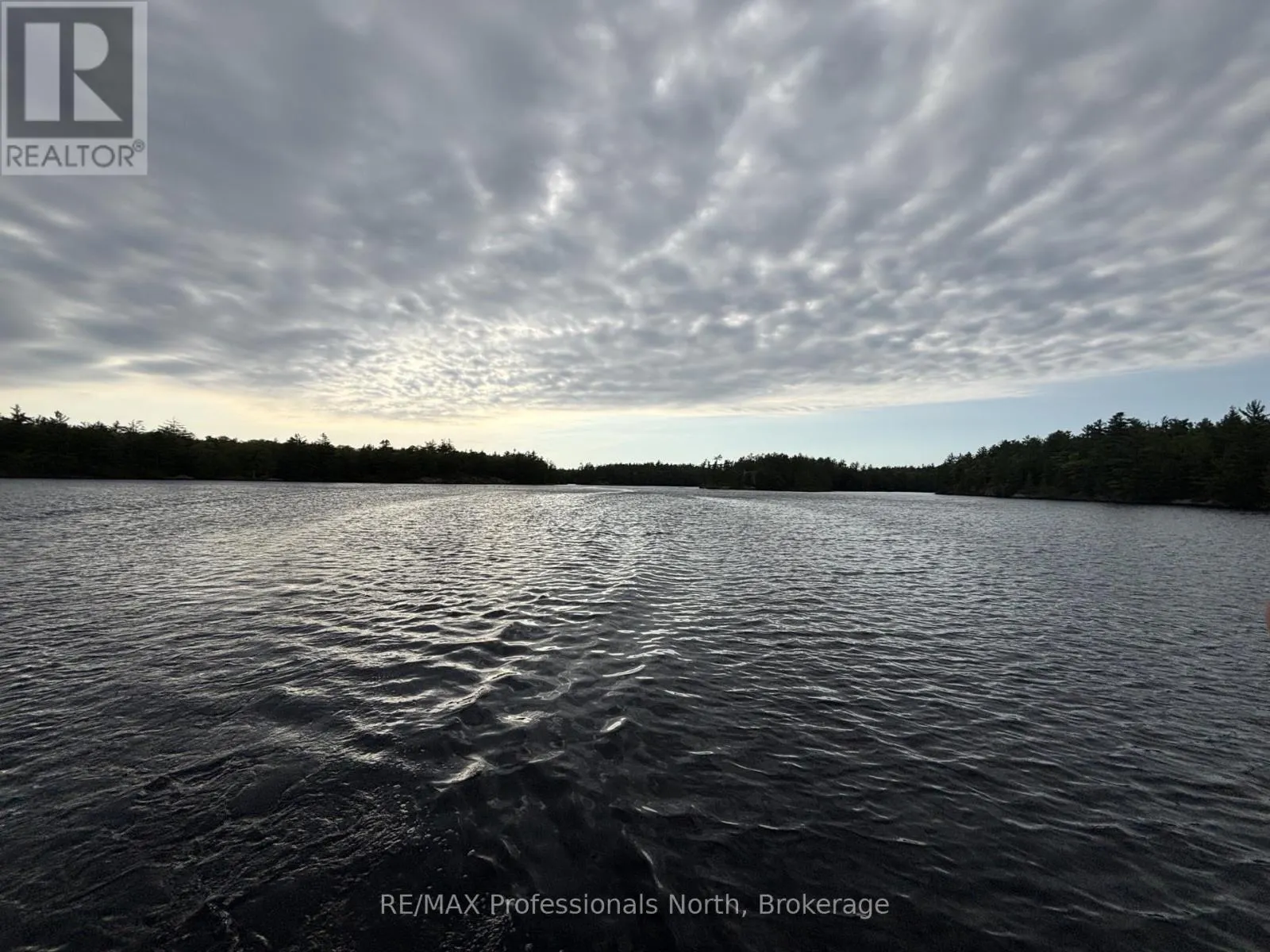 303 NINE MILE LAKE