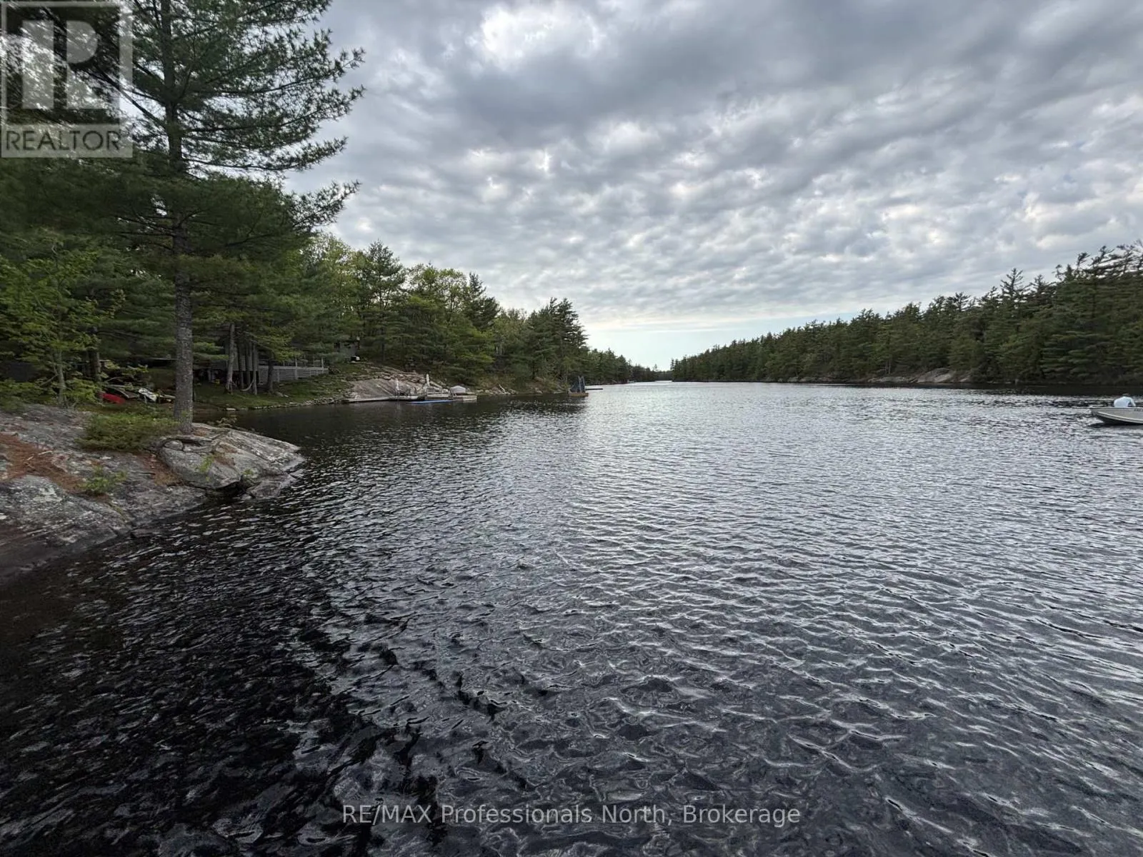 303 NINE MILE LAKE